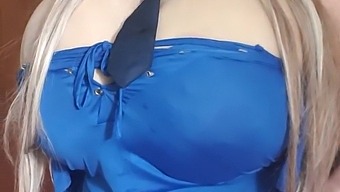 色情视频中奴隶的小阴茎羞辱